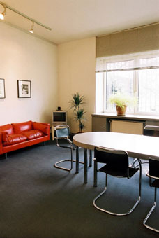 Studio 4 - Produktionsbros etc.